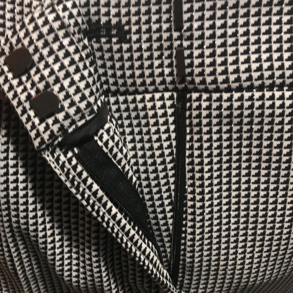 Liz Claiborne Womens Slim Pant size 12 brand new with tags attached. - Picture 6 of 9